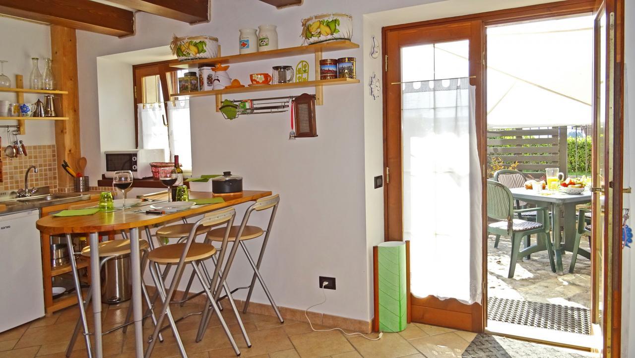 Casa Paola Holiday Studio By Gardadomusmea Tremosine Esterno foto