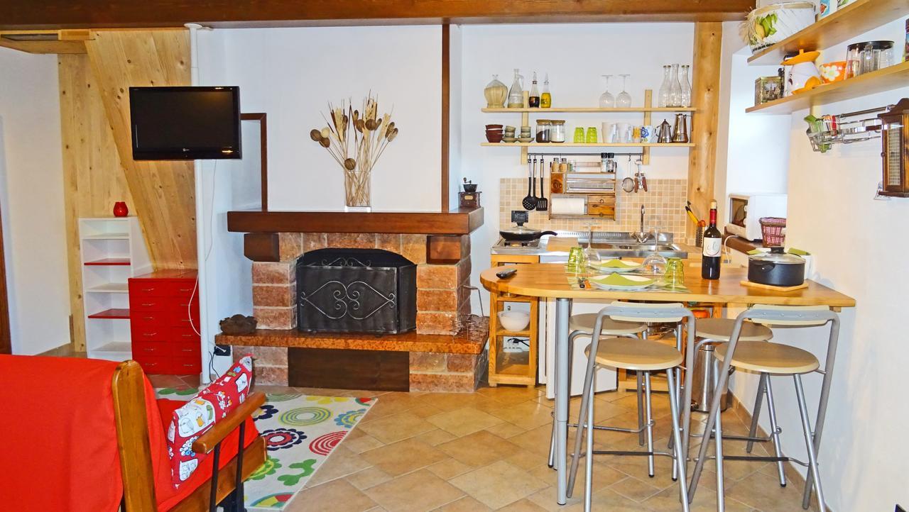 Casa Paola Holiday Studio By Gardadomusmea Tremosine Esterno foto