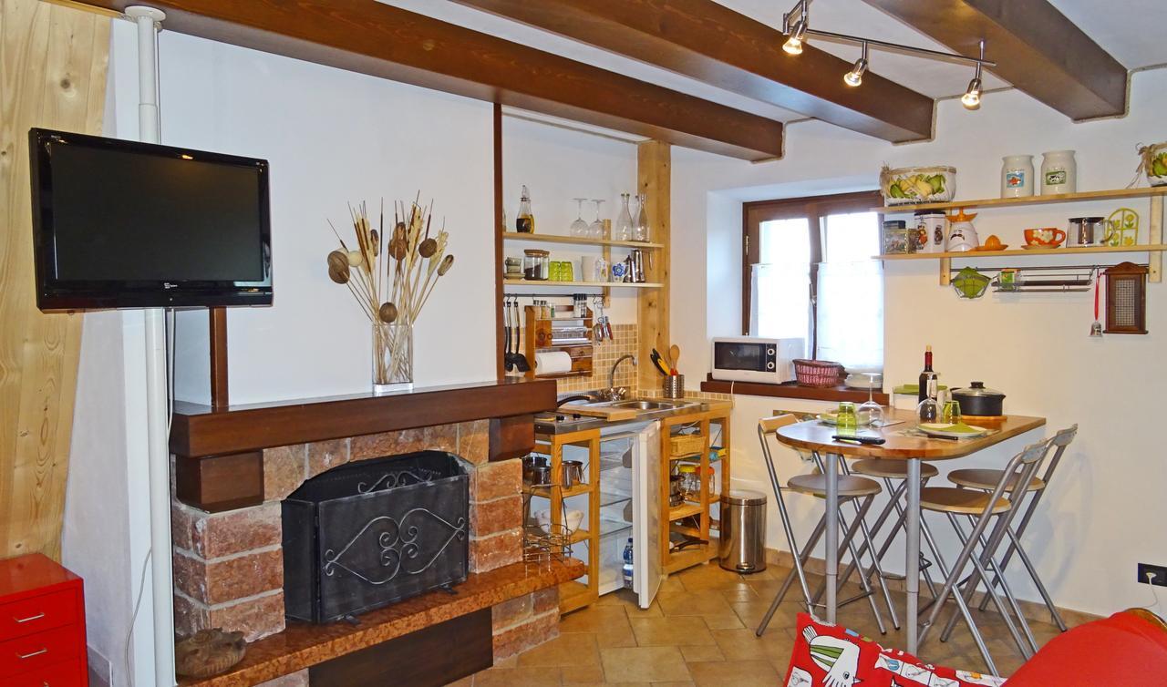 Casa Paola Holiday Studio By Gardadomusmea Tremosine Esterno foto